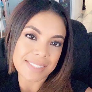 Meet your Posher, Sandra